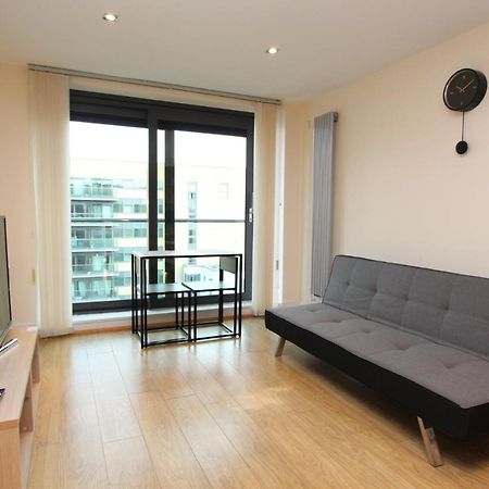 Lovely 2 Bedroom Apartment With Amazing Views In E14 Londýn Exteriér fotografie